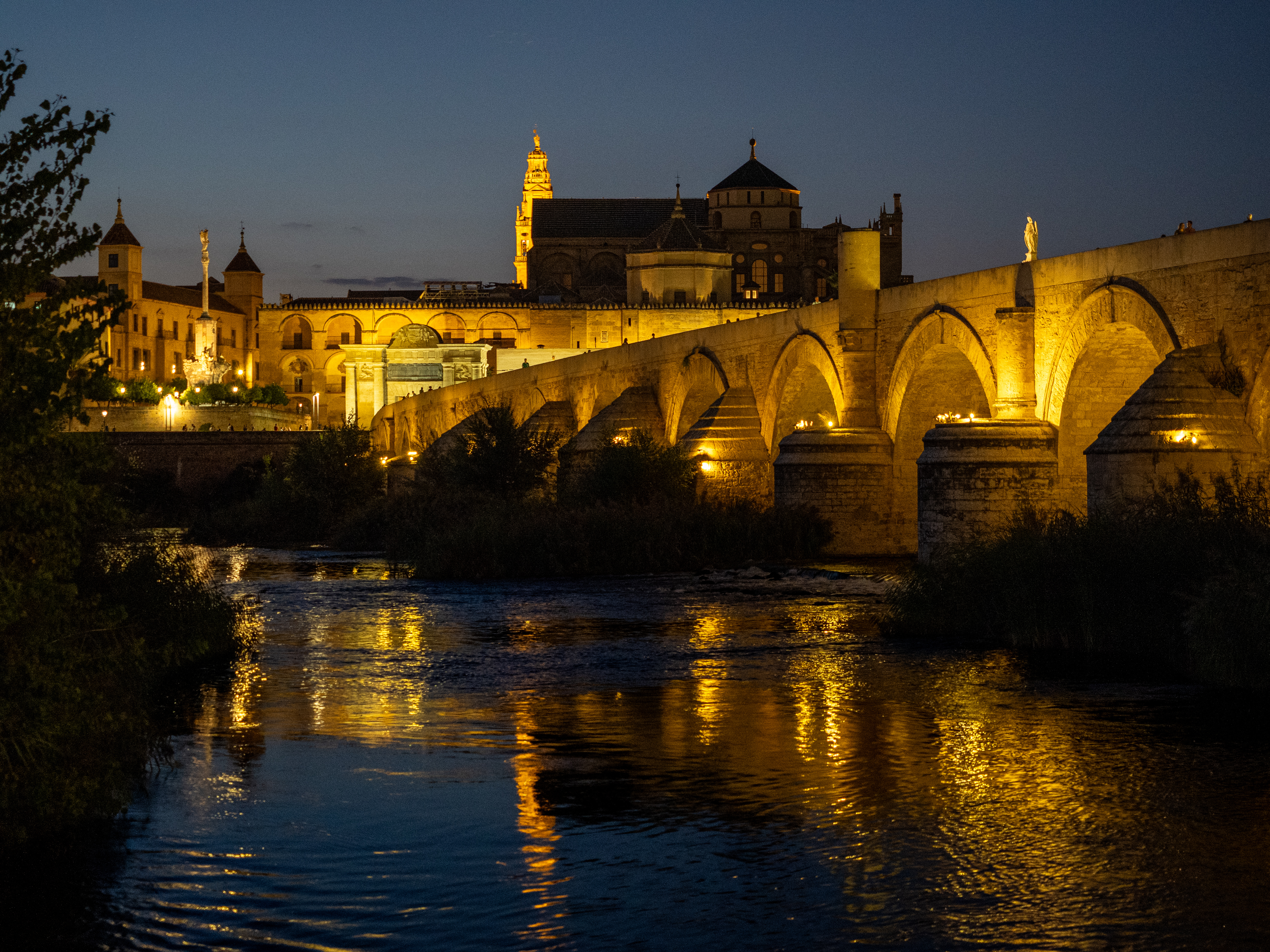 Mezquita de noche